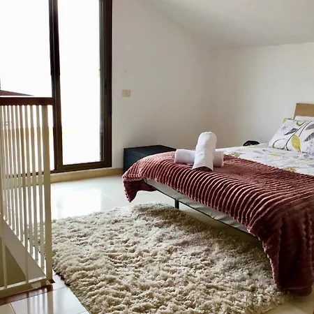 Flat With Sea And Mountain Views